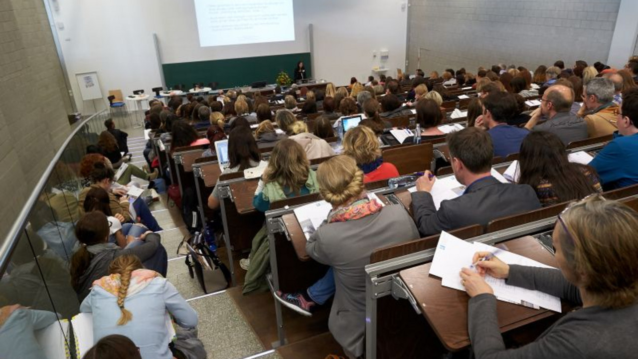 Mehr als 300 Besucher bei der Fachtagung 
